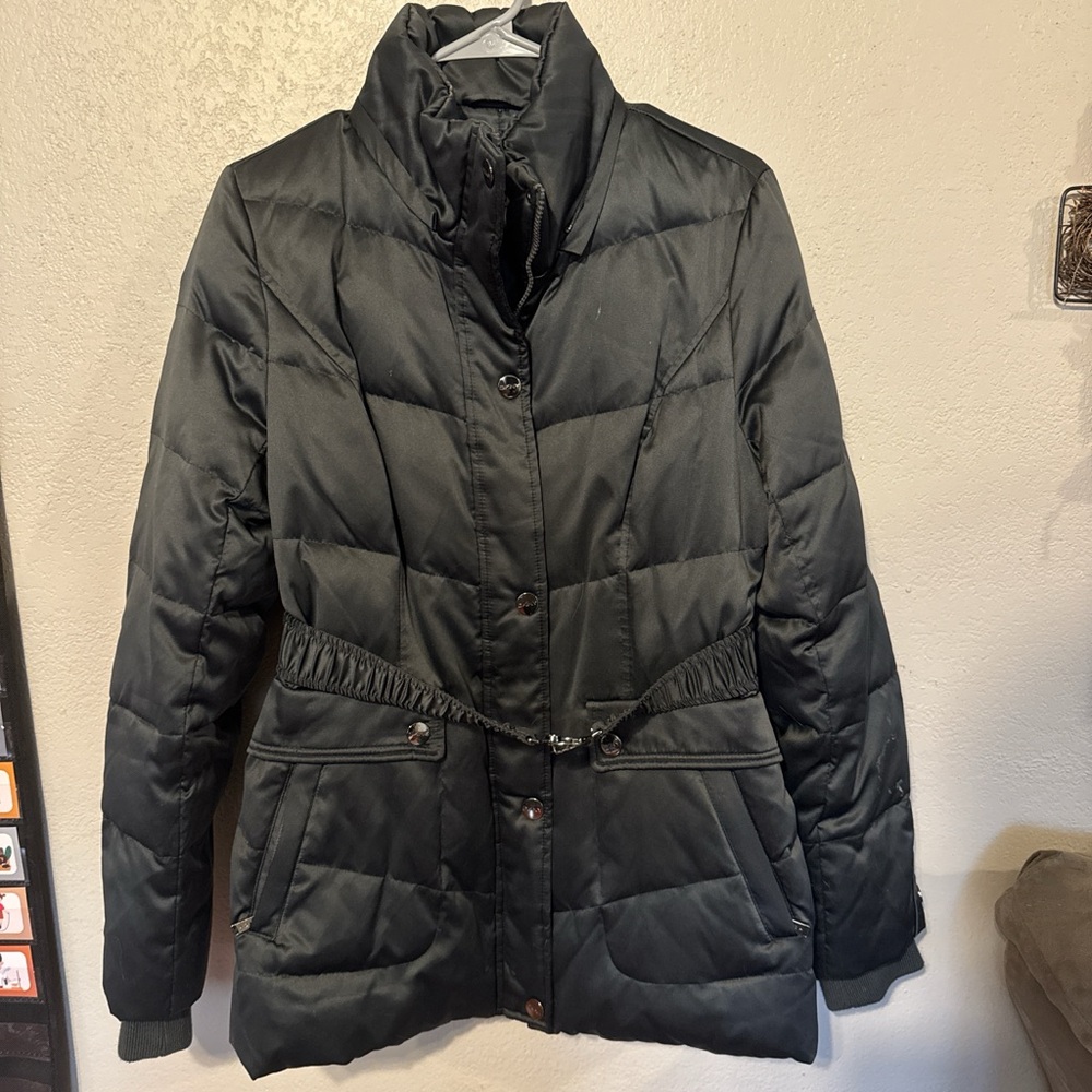 Women's Black Puffer Jacket